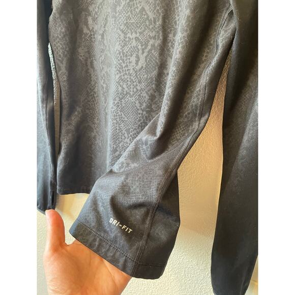 Nike Pro Dri-Fit Fleece Lined Hooded Black Sneak Print Running Hooded Top Medium - Picture 4 of 11